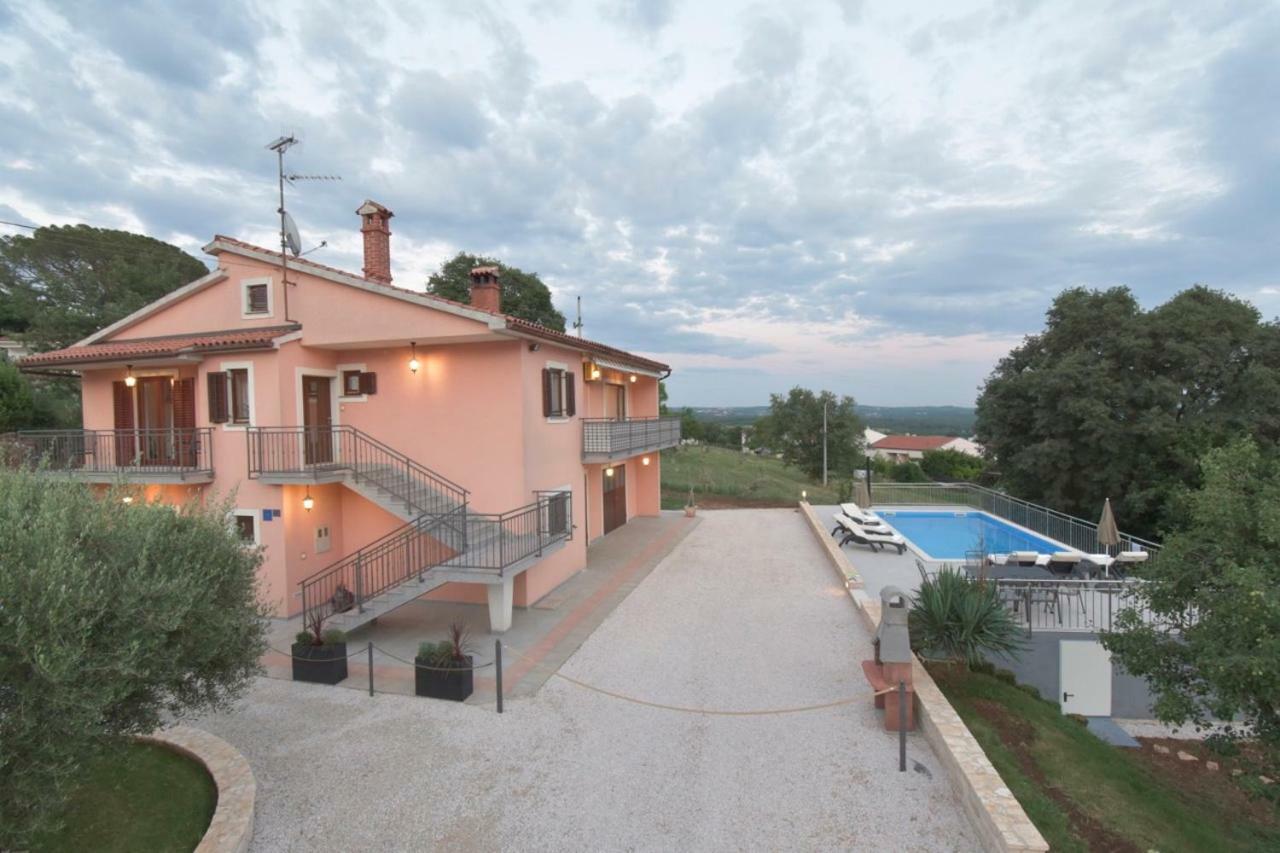 Kuca Legovic Villa Kaštelir Exteriör bild