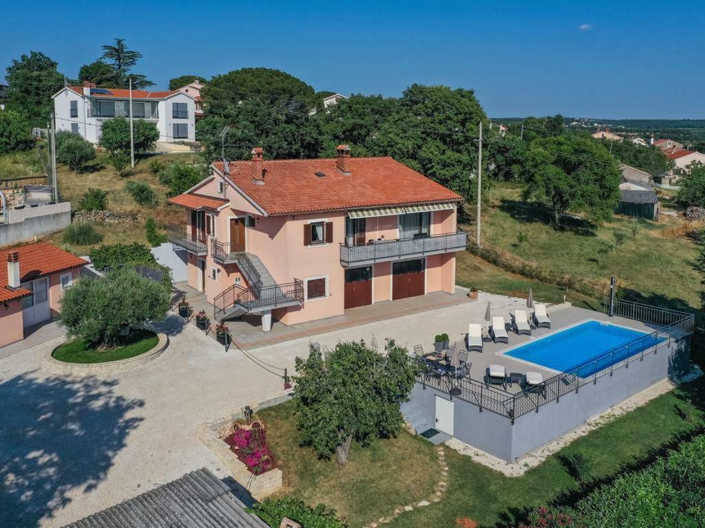 Kuca Legovic Villa Kaštelir Exteriör bild